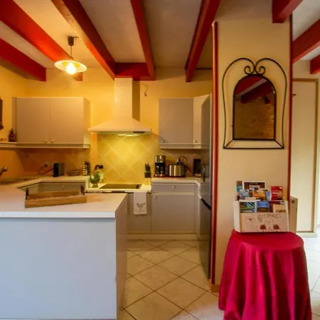 Nyaraló Domaine De Pommarede *